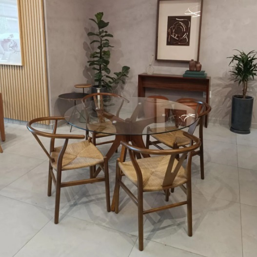 Salas de jantar de 4 lugares: charme e funcionalidade