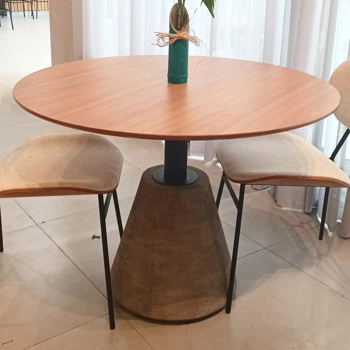 Espaços pequenos: a mesa redonda como solução inteligente