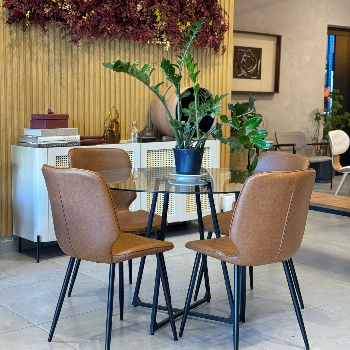 Elegância e Modernidade em Seu Ambiente com Cadeiras de Design